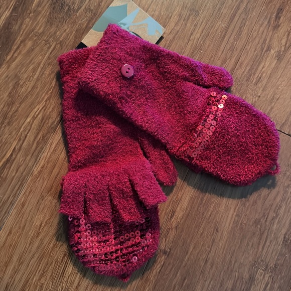 🌟FREE🌟NWT Steve Madden Red Sequin Convertible Fingerless Texting Gloves/Mitten - Picture 1 of 2